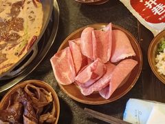 -渝井巷重庆老火锅(沈阳吉祥店)