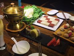-慢丽江·云南野生菌土鸡锅(付家庄店)