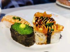 寿司大咖拼盘-领鲜活海鲜榴莲自助火锅(东门店)