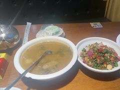 -宣威山野人家·云南菜·菌火锅(金碧店)