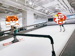 -SNOW51城市滑雪(万象城店)