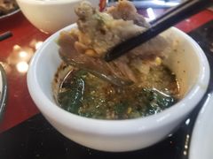 -老石黑山羊毛驴肉火锅(金凯广场店)