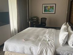 -上海虹桥西郊假日酒店