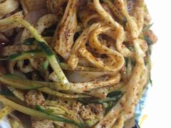-玲玲米粉·新疆现炒米粉(大十字总店)