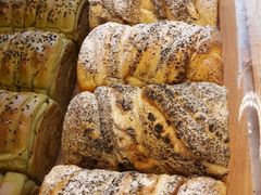 -Dough&Joe团憩(瑞虹天地月亮湾店)