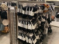 -H&M(鹏欣水游城店)