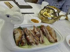 手抓羊排-巴扎美食·新疆菜·西域歌舞表演餐厅(新疆大厦店)