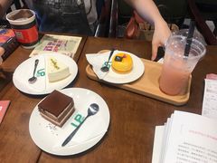 -西西弗书店&矢量咖啡(凯德晶萃广场店)