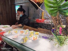 -领鲜活海鲜榴莲自助火锅(东门店)