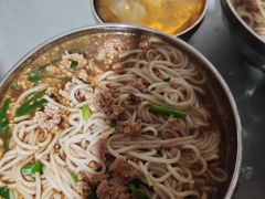-正宗杨记普洱酸醋米线(总店)