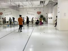 -Jumphai室内蹦极运动