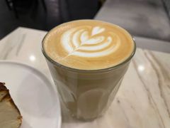澳白-大酉·M Coffee(北京美术馆店)