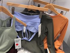 -lululemon(比斯特购物村店)