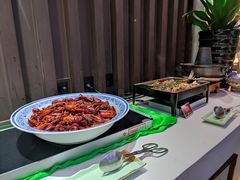 自助取餐区-亚洲国际大酒店·云顶阁旋转自助餐厅