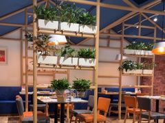 -渝信川菜 · 川味家常菜(财富购物中心店)