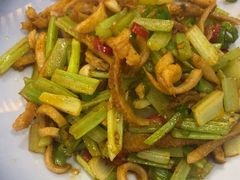 -老唐三下锅 ·张家界地标美食(溪布街店)