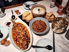 裹蛋馒头片-小吊梨汤·北京菜·烤鸭(鸟巢店)