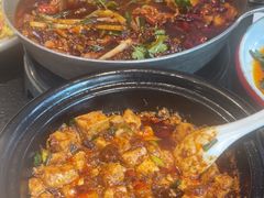 -万重锦·人文川菜馆(骡马市店)