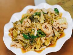 酸菜炒大肠-苏记农家菜馆