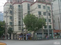 -上海上外静安外国语小学
