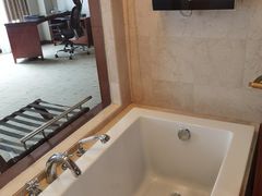 -汕尾巴黎半岛酒店