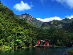 -石台牯牛降景区