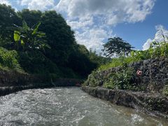 -英西峰林走廊老虎谷溶洞漂流