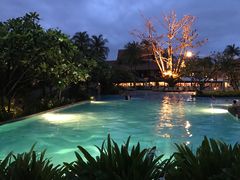 -Sunset Bar(丹绒亚路香格里拉店)