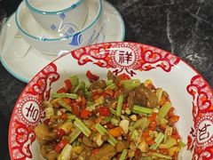 -南海底小海鲜·湘菜(鲁巷吴家湾店)