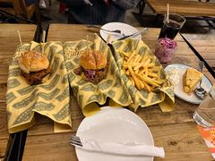 -本垒美式烤肉(三里屯店)