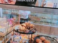 -巴黎贝甜(周浦海印店)