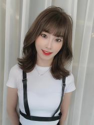 -洛施奇烫发染发沙龙