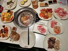 -佰烧海鲜烤肉火锅自助(世茂国际广场店)