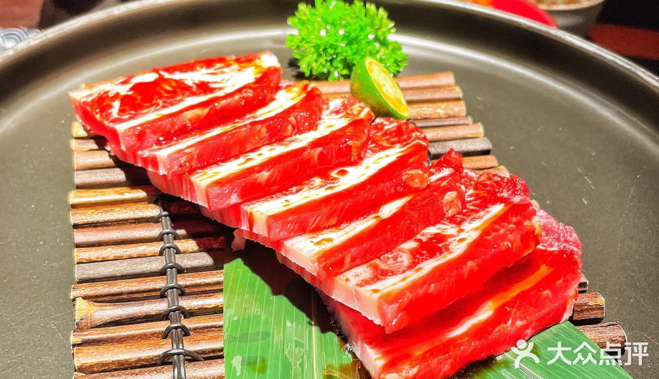 穿越法国街头的烤肉