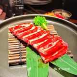 穿越法国街头的烤肉