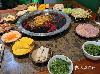 火锅探店无数，可黄建彬火锅鲁能社区店，我真的逢人就推荐