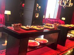 -Salon de The de Joel Robuchon(外滩18号店)