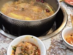 -乳仔牛牦牛汤锅 烤羊排(松潘古城店)