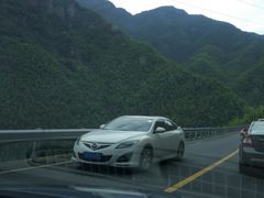 -藏龙百瀑风景区