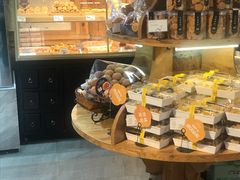 -昆明冠生园·蛋糕·面包(南强街店)