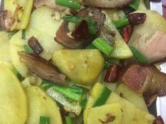 -老字号·阿里巴巴特色牦牛肉汤锅
