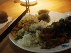 -快乐大桶水养生足浴SPA(前兴路店)
