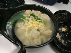 鲜肉小馄饨-小杨生煎(龙之梦购物中心店)