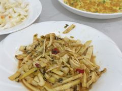 -天乐农家鱼头王(天目湖店)