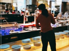 -上海西藏大厦万怡自助餐厅(徐汇店)