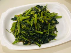 -纽顿熟食中心
