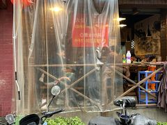 -六公里老火锅(总店)
