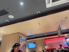 -海底捞火锅(宝龙广场夜宵主题店)