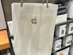 -Apple零售店(华贸购物中心店)