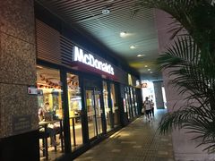 门面-麦当劳(海岸城店)